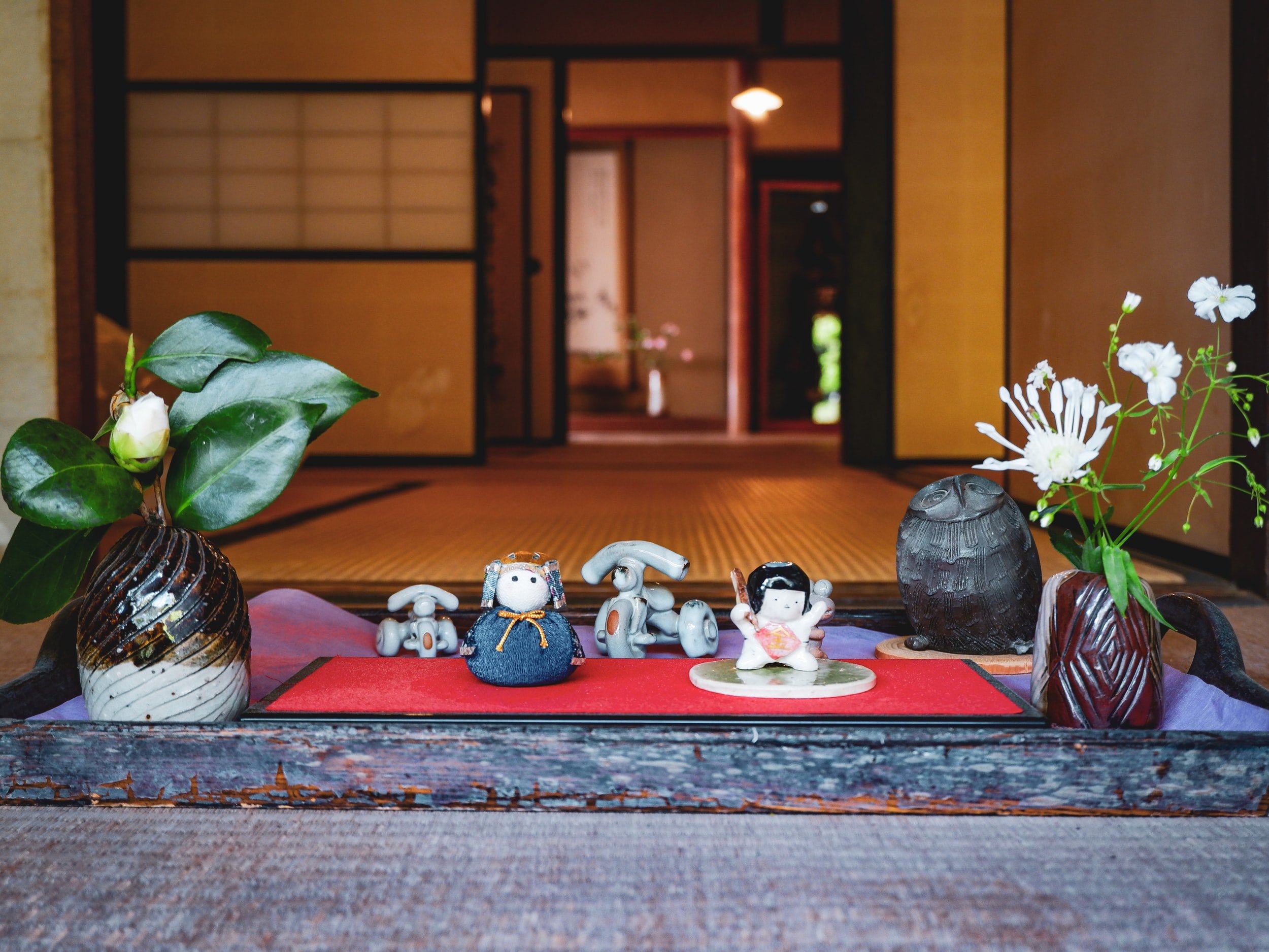 Make yourself at home. - Kominka Japan began as a Facebook group, Kominka Japan - A Resource for Traditional Japanese Residences, back in 2016. Since then, interest has grown steadily, resulting in this website and KJ becoming a non-profit organization* whose aim is to raise awareness and appreciation for traditional Japanese architecture. We provide the information, knowledge, and resources (often in English) necessary to acquire, renovate, maintain and preserve minka; to revitalize local communities; and to help make empty houses into wonderful homes.*application pending